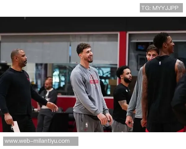 火箭队进攻效率篮板三分命中率均居联盟第一美媒分析球队实力前景 火箭队进攻效率篮板三分命中率均居联盟第一美媒分析球队实力前景