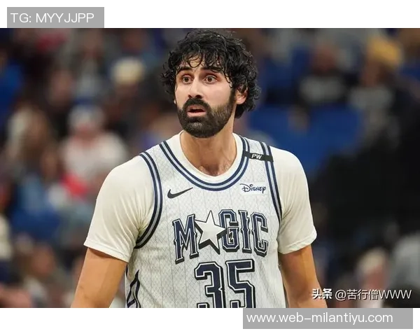 尼克斯全员发力半场领先黄蜂25分哈特表现出色三球状态低迷