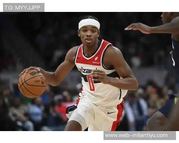 沃尔什半场表现惊艳6投全中创生涯新高15分5板2助攻2抢断1盖帽 沃尔什半场表现惊艳6投全中创生涯新高15分5板2助攻2抢断1盖帽