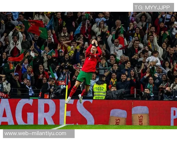 C罗因国家队停赛缺席FIFA投票B席代为投票引关注