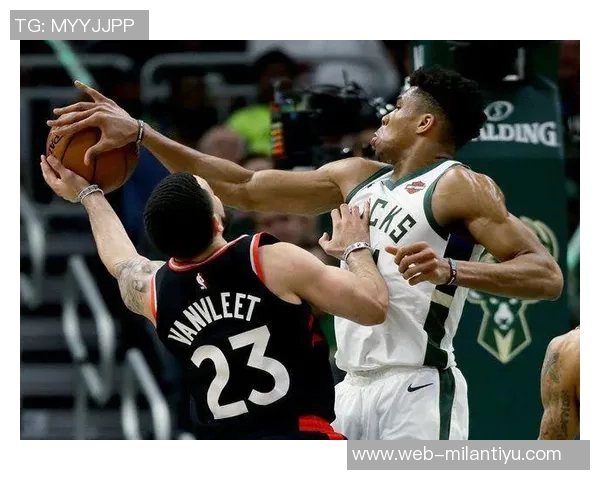 福克斯上半场火力全开11投8中狂砍19分助球队掌控局势